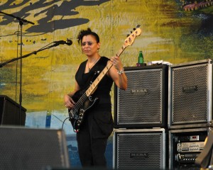 Rhonda Smith live with Jeff Beck at the New Orleans Jazz Festival