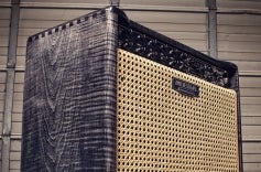 Express 5:50 Plus Charcoal Private Reserve Flame Maple with Wicker Grille